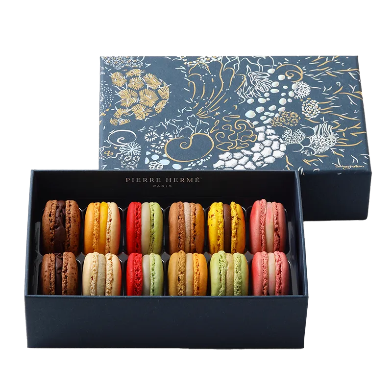 Assortiment de 12 Macarons"Signature Noël" (マカロン 12個詰合わせ「シニャチュール ノエル」)